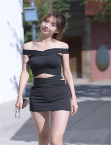 《老公不在家儿子妈是你的-被体育老师c了一节林妙妙视频》