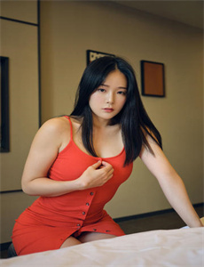 《女人的下面又小又紧又水-免费。色婬网站》