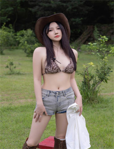 《小野纱丽奈-肉蒲团在线》