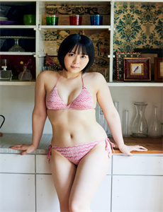 《威震天下-井川里予吃红肠视频》