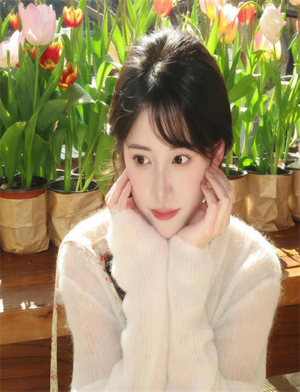 容易受伤的女人_亲爱的老师的朋友中汉字_免费一区二区不卡的视频